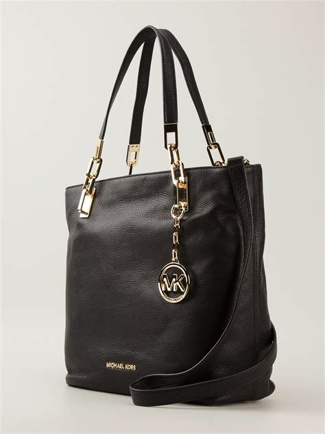 shoulder bag michael kors black purse|black michael kors purse tote.